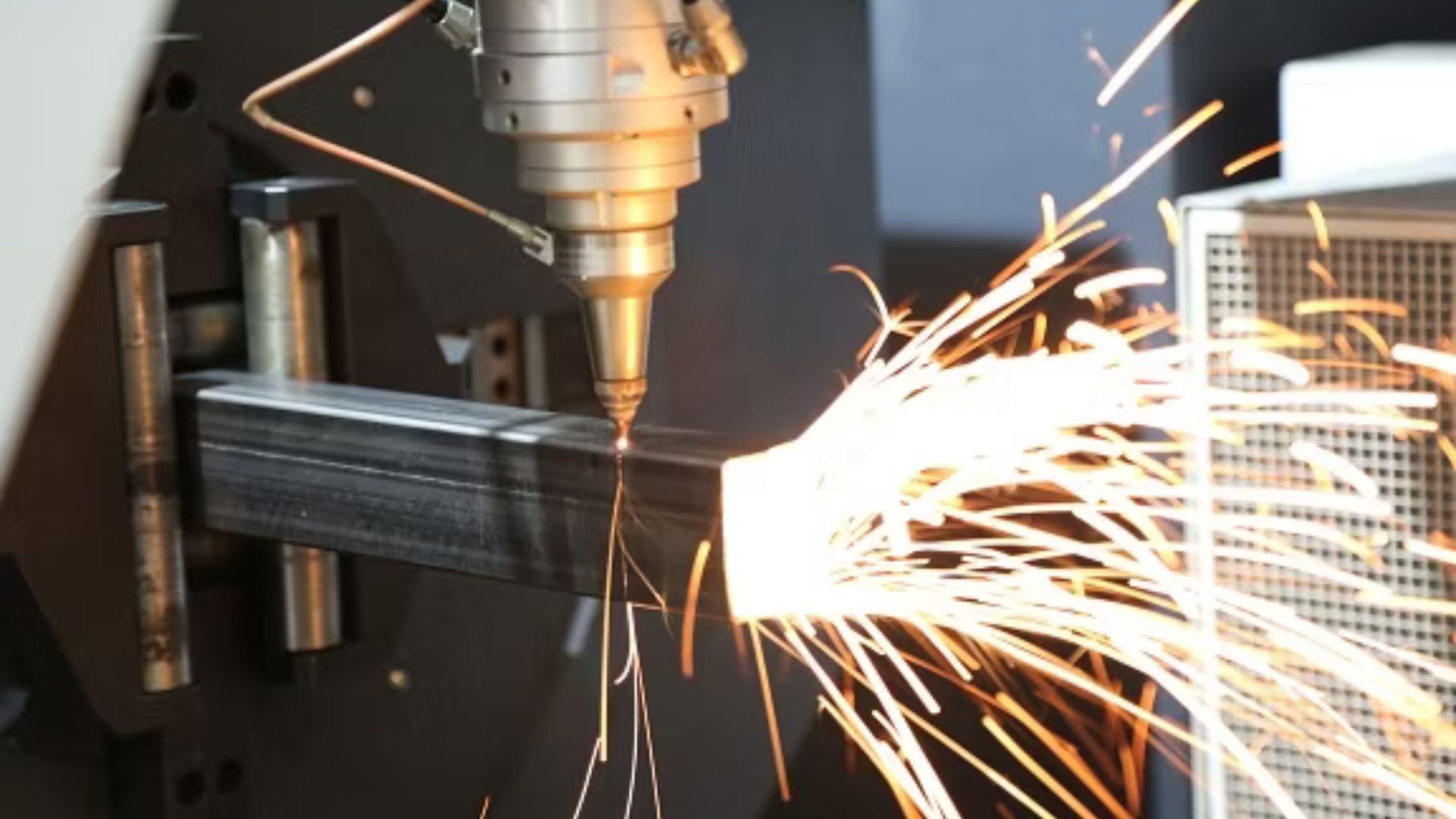 Steel laser cutting in UAE
