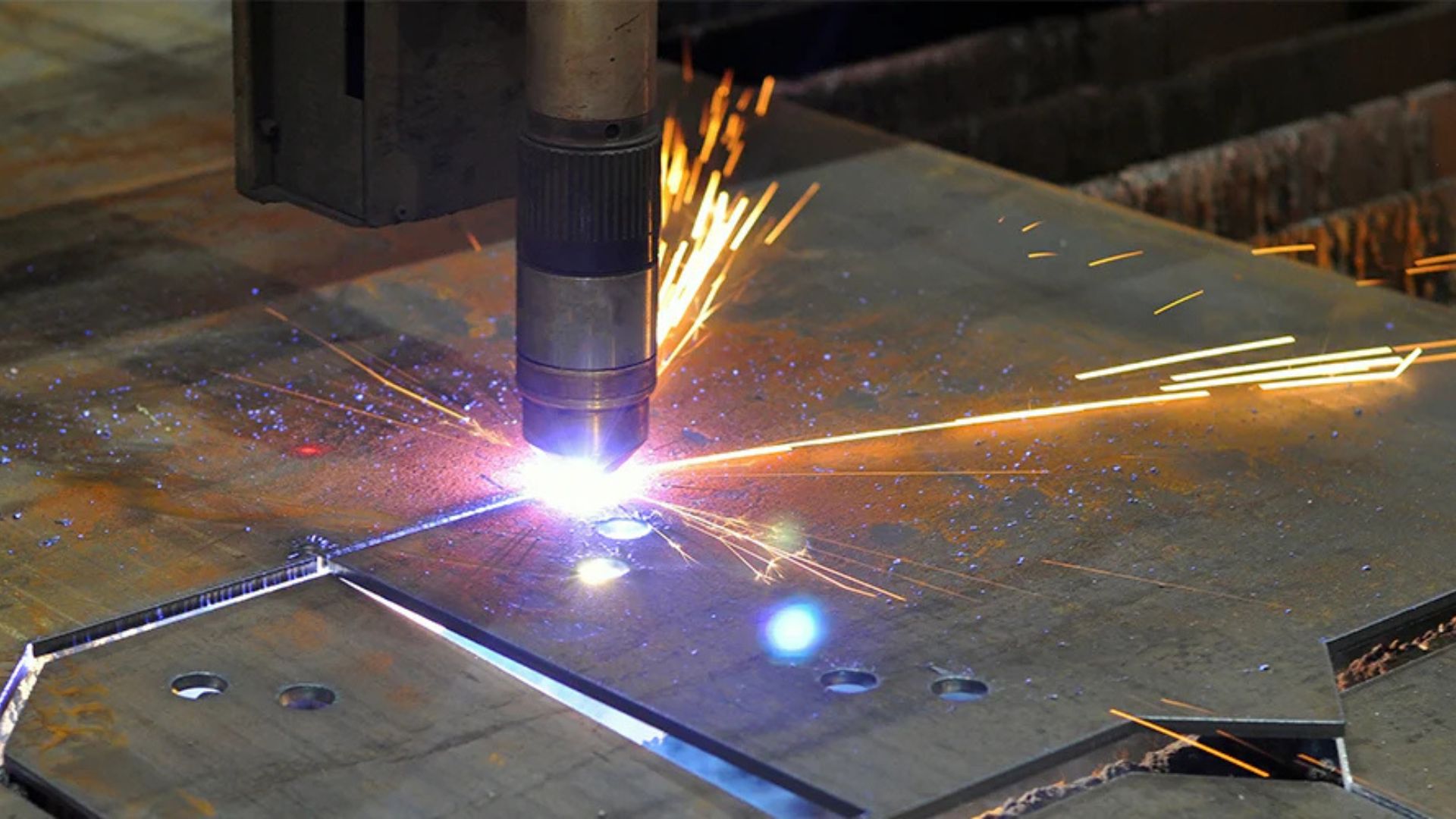 Steel CNC cutting in Dubai 
